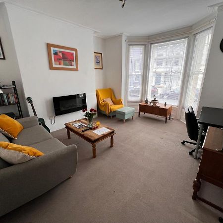 Lovely - 1 Bedroom Flat In Hastings Town Centre Bagian luar foto